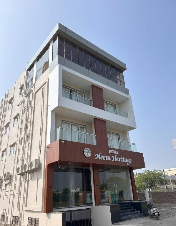 Hotel Neem Heritage Exterior